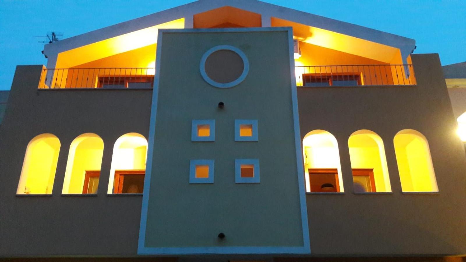 Residence Lu Brandali Santa Teresa Gallura Eksteriør billede