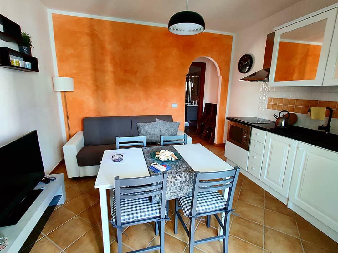 Residence Lu Brandali Santa Teresa Gallura Eksteriør billede